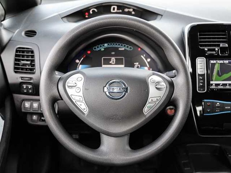 Nissan Leaf Acenta Navi Klimaautom Keyless Entry Keyless Rückfahrkam. Temp Tel. -Vorb. Bergan
