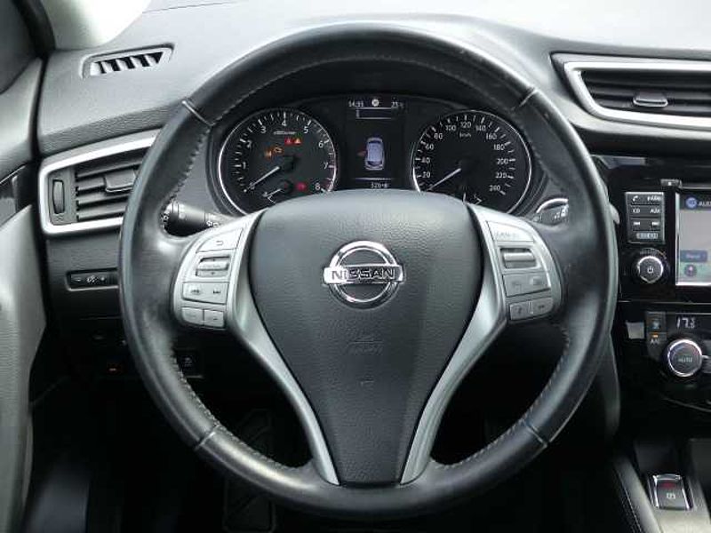 Nissan Qashqai N-Connecta 1.6 DIG-T StandHZG Panorama Navi Mehrzonenklima 2-Zonen-Klimaautom